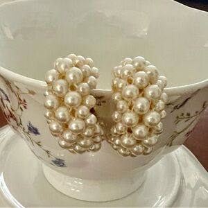 Elegant Pearl Cluster Clip on  Earrings